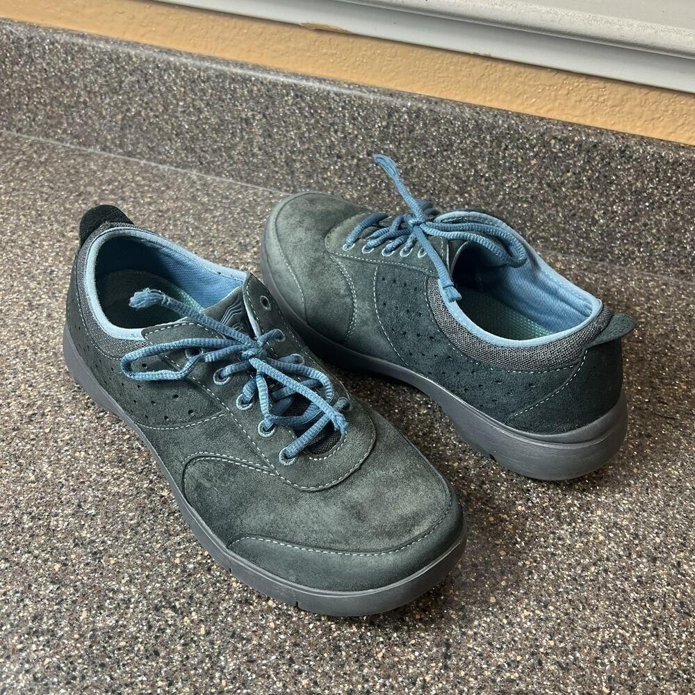 Dansko Blue/Gray Suede Lace Up Walking Shoes Sneaker Women's Size EU 40 US 9-9.5